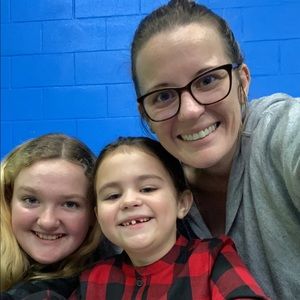 Meet your Posher, Alexandra